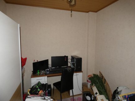 2. Schlafzimmer im OG (Büro)