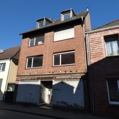 Straßenansicht Straßenansicht